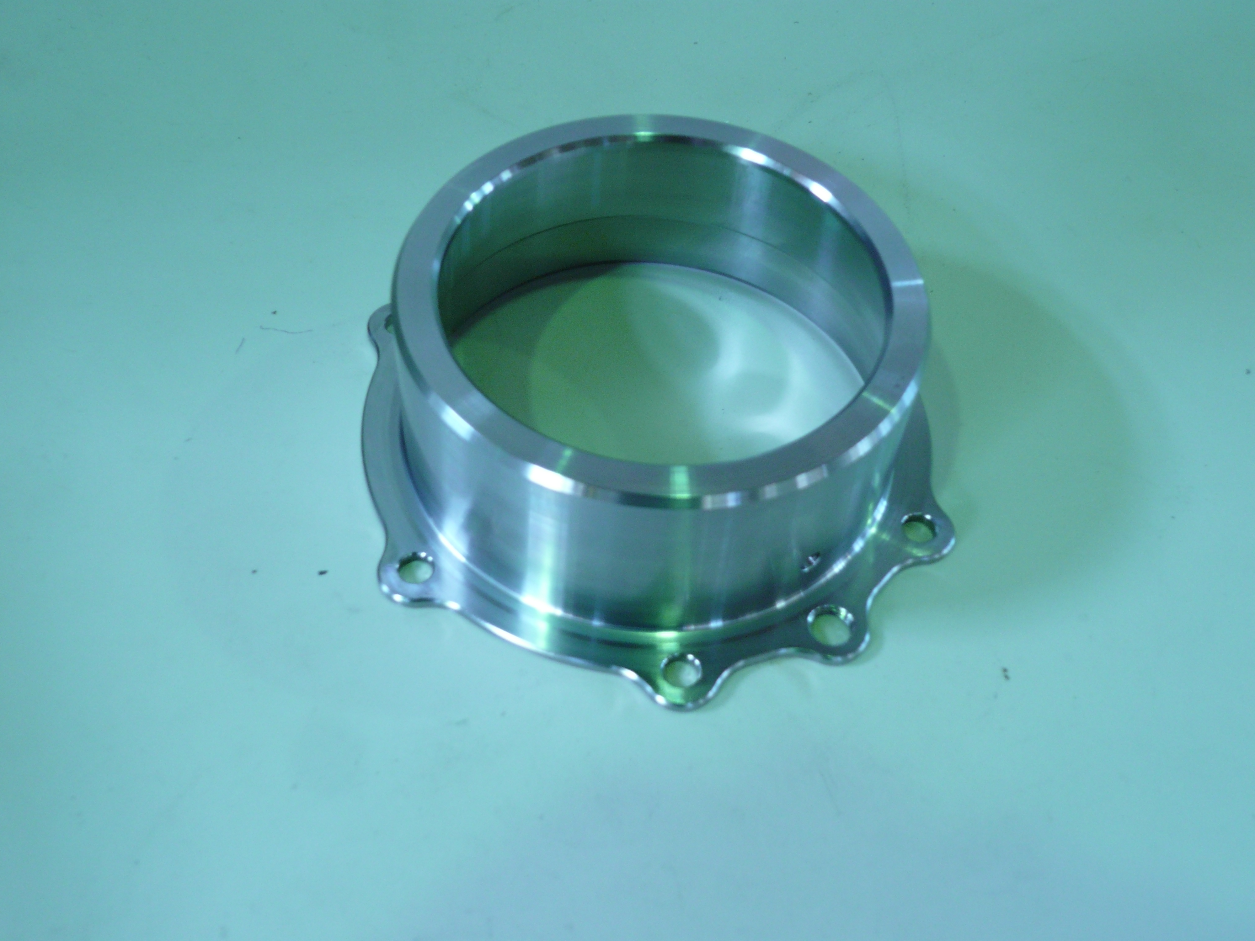 ヘリコプター部品